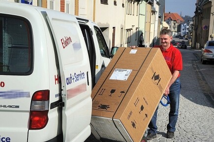 Zur WM ist Ihr Kühlschrank zu klein geworden? Wir sorgen schnell für Ersatz! Zur WM ist Ihr Kühlschrank zu klein geworden? Wir sorgen schnell für Ersatz!